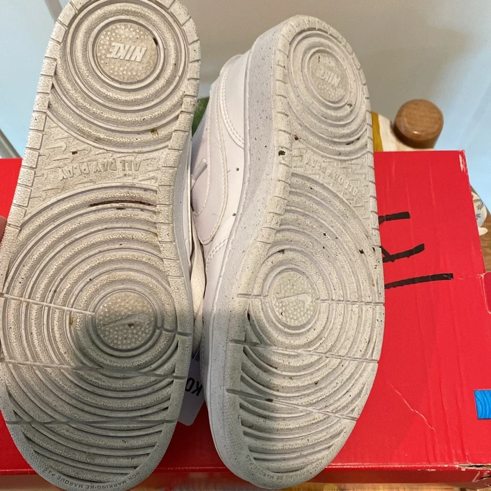 Nike Court Borough Low Recraft Youth Tennis‎ Shoe - Picture 4 of 4